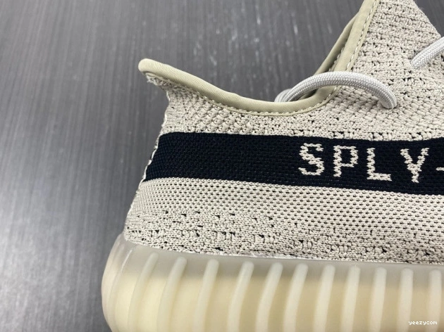 Beige Adidas Yeezy Boost V2 HP7870 Black 350 0807